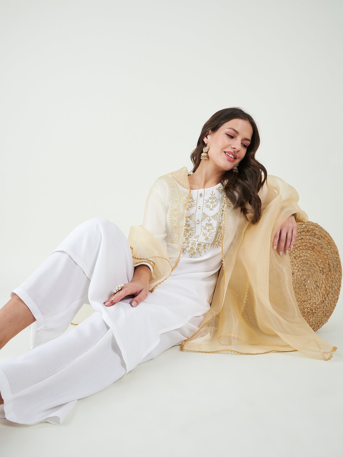 Ethnic White Embroidered Kurta Pant Dupatta Set