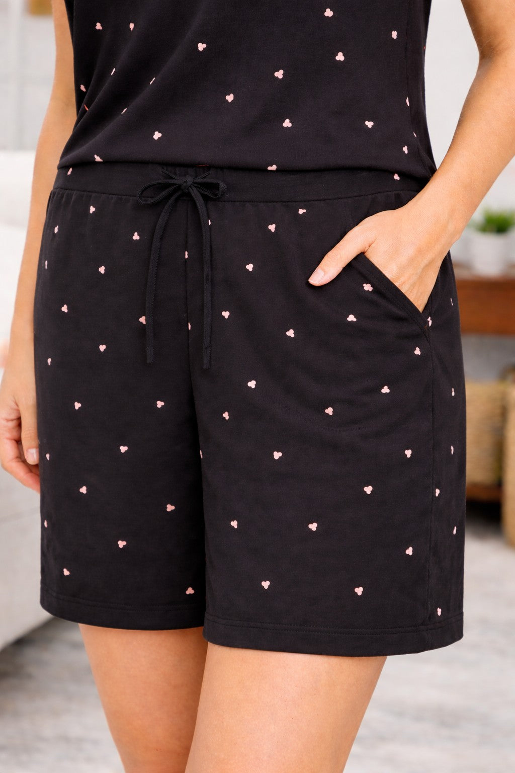 Women Black Heart Printed Night Suit Set