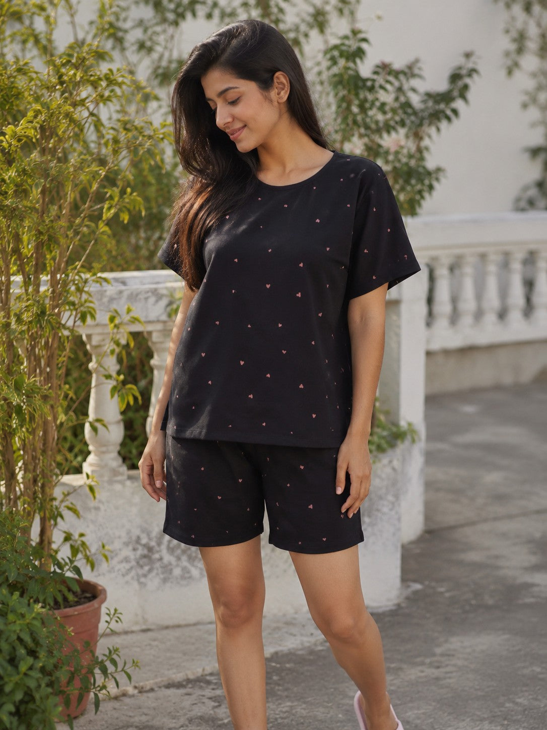 Women Black Heart Printed Night Suit Set