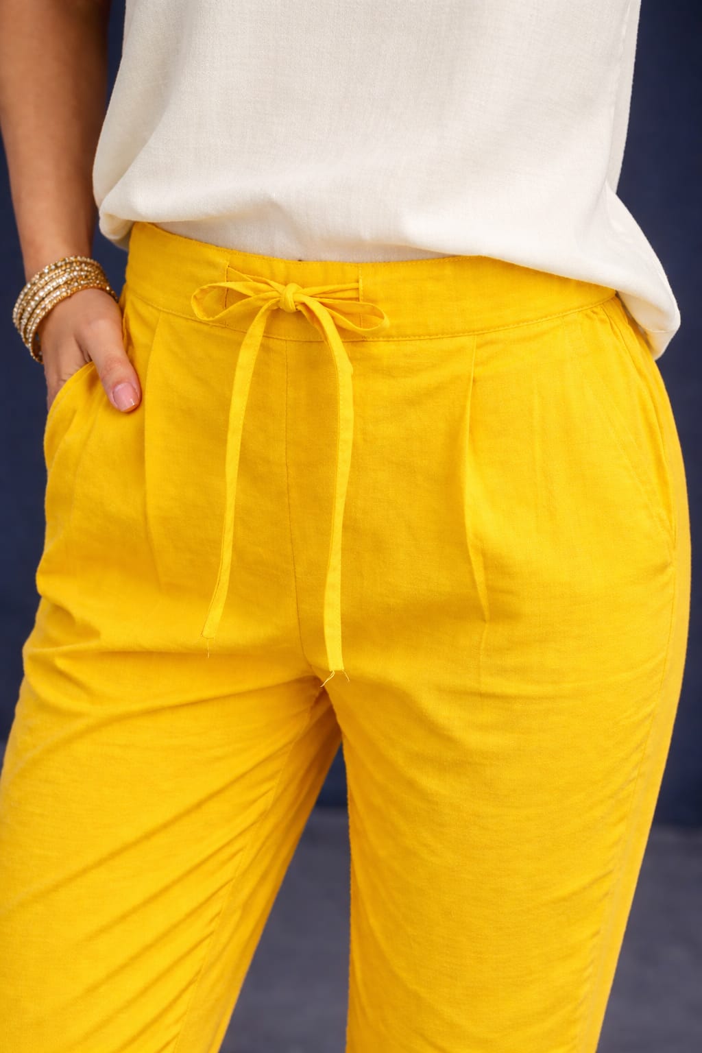 Women's Cotton Solid Pintuck Kurta Set