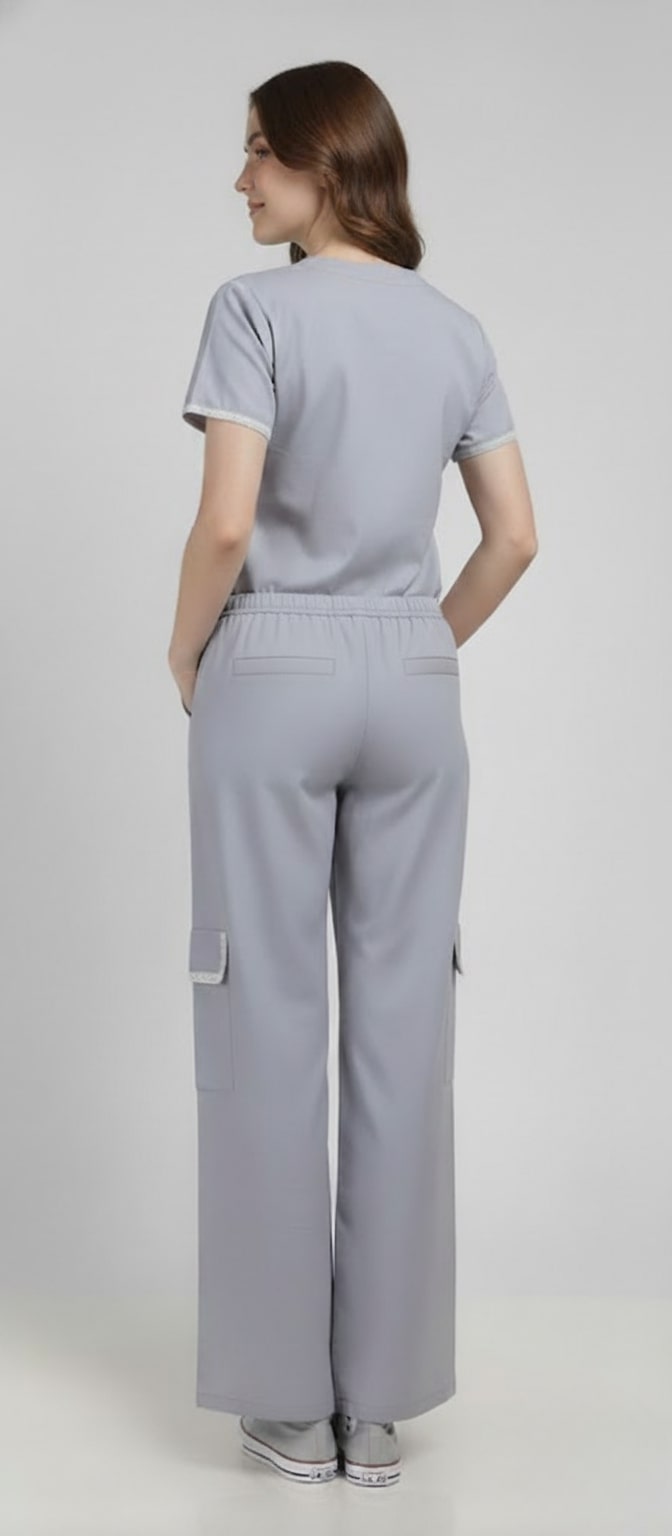 Sweetheart Neck Top With Cargo Pant