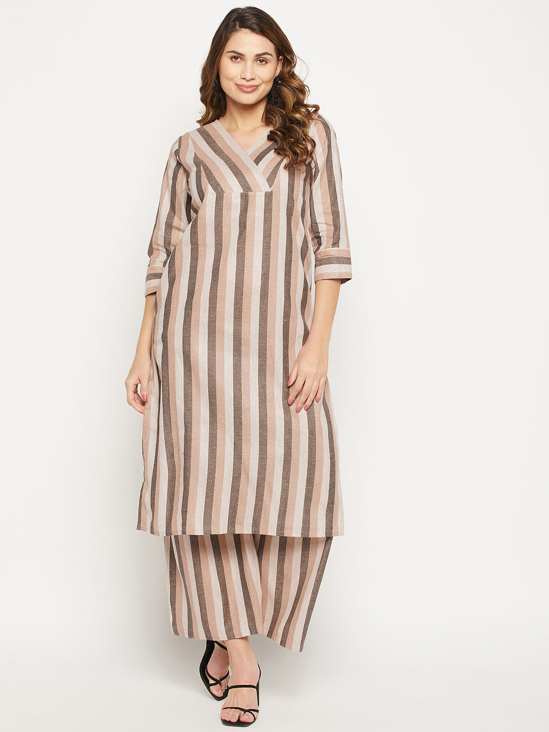 Striped deals straight kurta