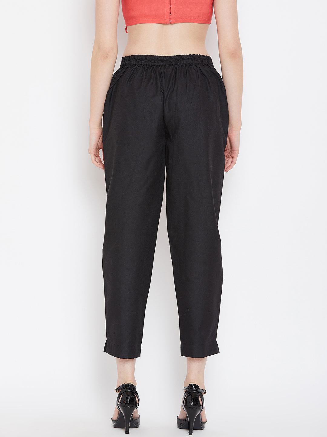 Relaxed Fit Trouser.