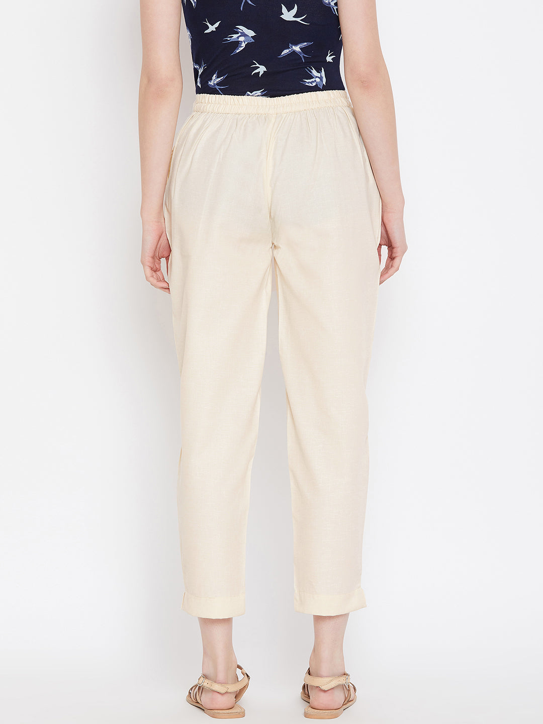 Relaxed Fit Trouser.