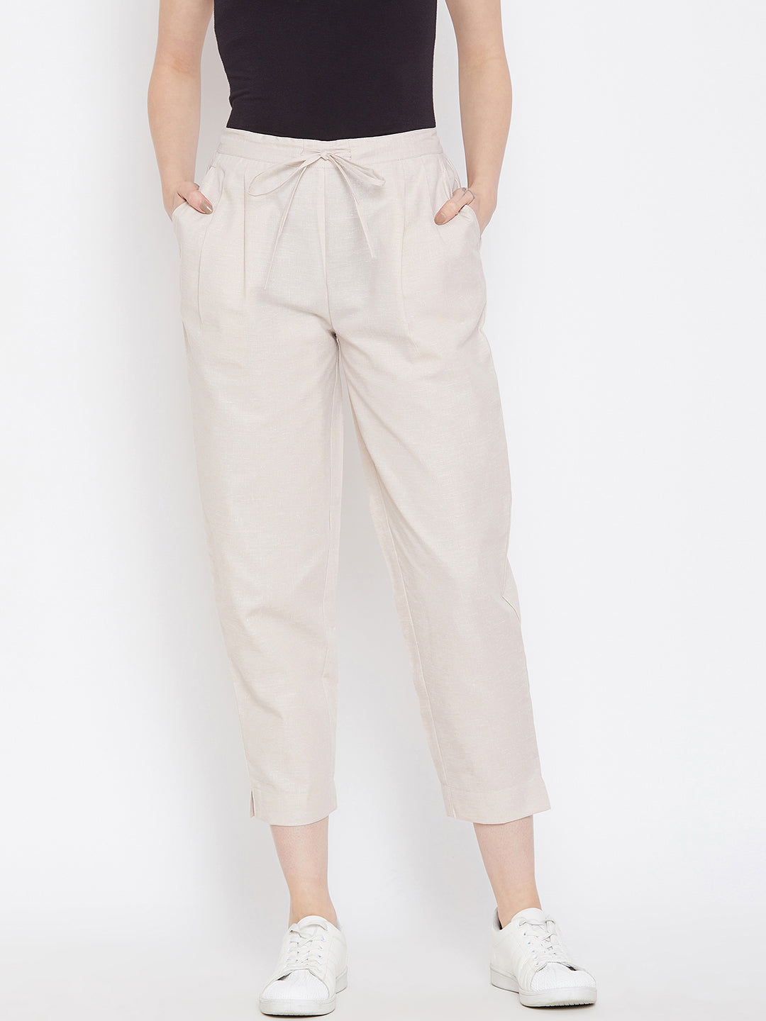 Relaxed Fit Trouser.