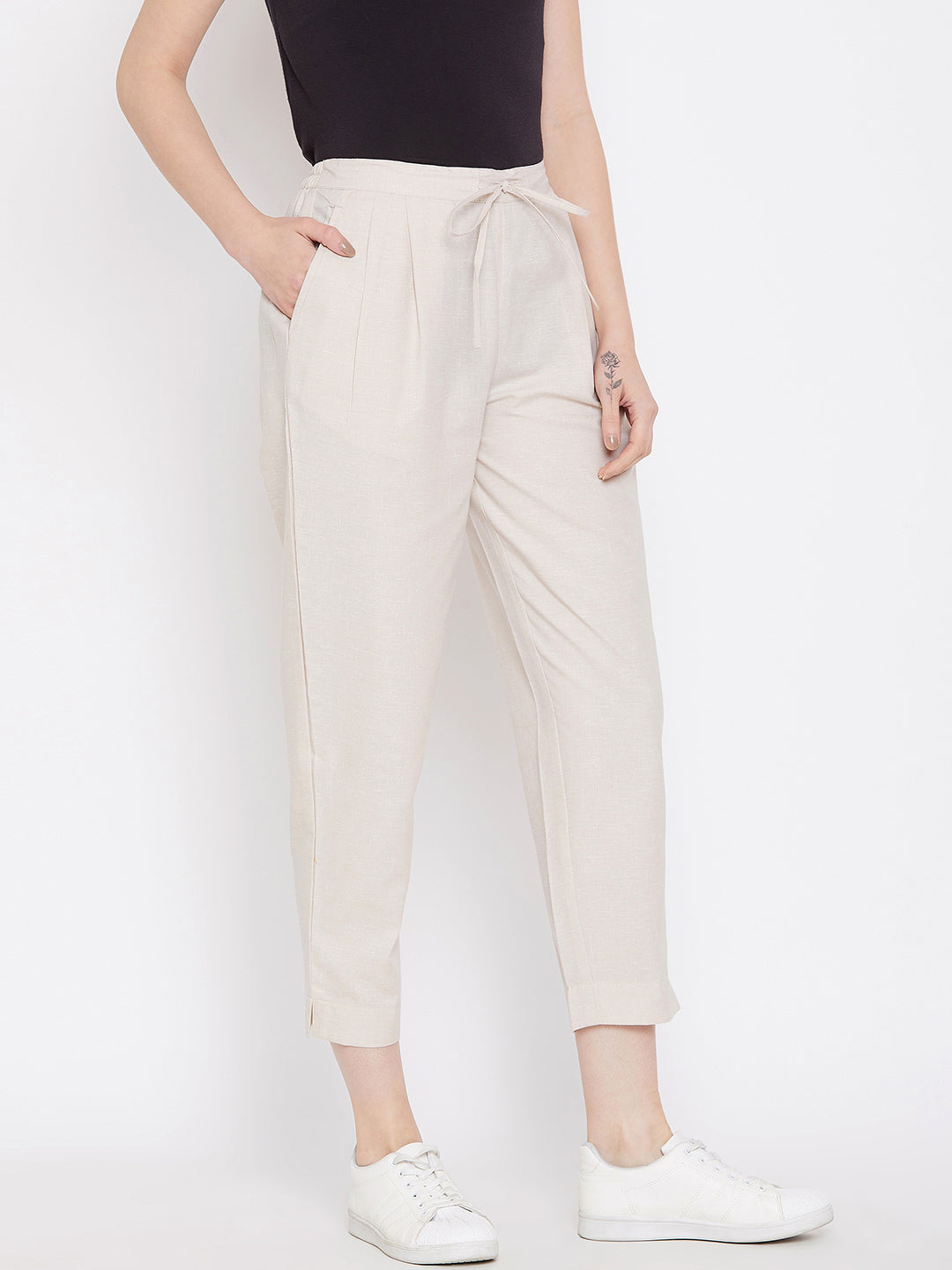 Relaxed Fit Trouser.