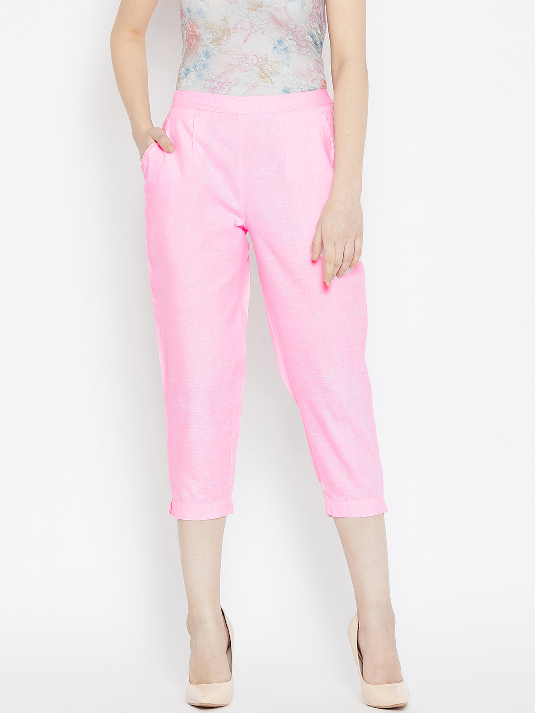 Regular Fit Crop Trouser.