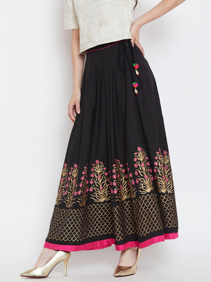 Flower block printed skirt.